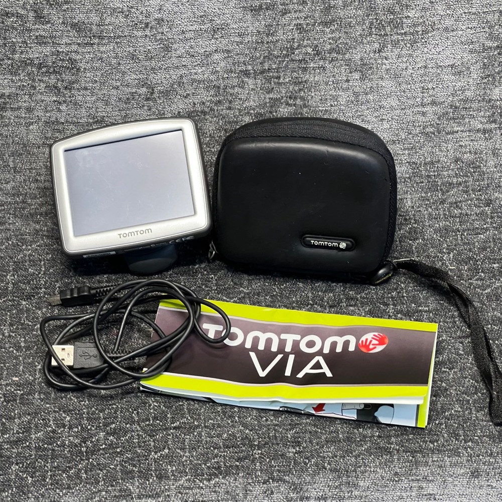 TomTom ONE Canada 310 GPS Navigation Device with Case & Charger‎